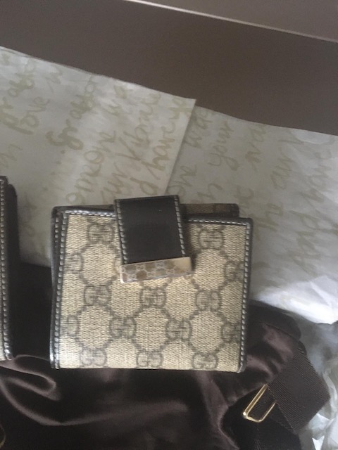 Gucci wallet small