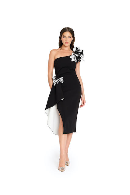 Nicole Bakti black tie rental 7263